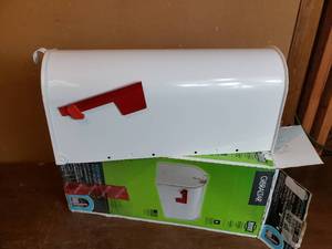 lot 16 image: New White Mailbox