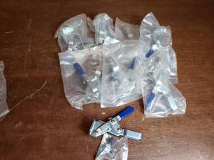 lot 60 image: Set of 7 Toggle Clamps