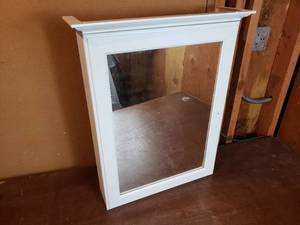 lot 107 image: 20x25 New Medicine Cabinet