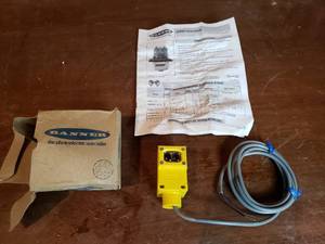 lot 114 image: Photoelectric Sensor