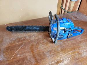 lot 122 image: Blue Max Super Steel Chain Saw