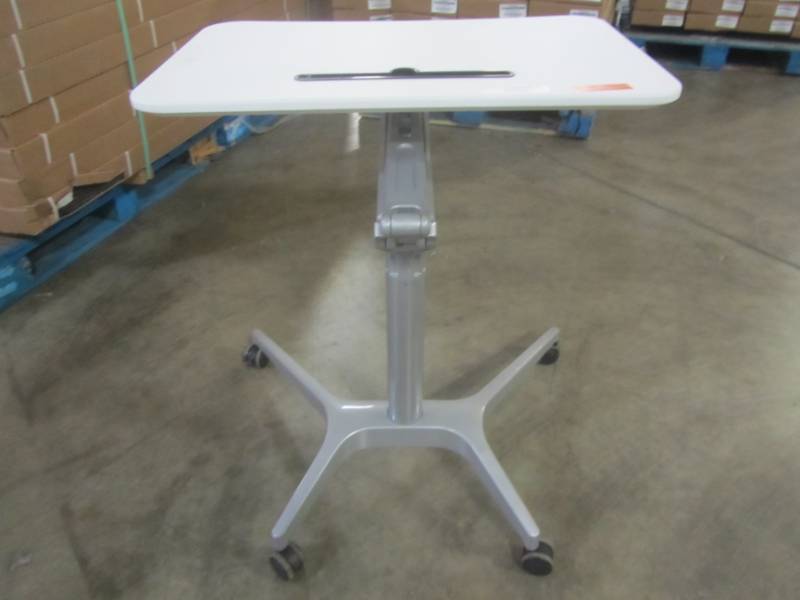 lot 51 image: Woodmaya Adjustable Standing Desk Raiser in White WMDKR-0006WT - LOW RESERVE