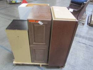 lot 301 image: WHOLESALE MIXED PALLET OF KITCHEN CABINETS