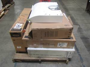 lot 302 image: WHOLESALE MIXED PALLET OF RANGE HOODS