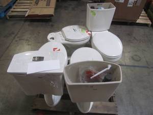 lot 305 image: WHOLESALE MIXED PALLET OF TOILETS