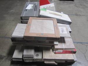 lot 314 image: WHOLESALE MIXED PALLET OF MISCELLANEOUS TILE