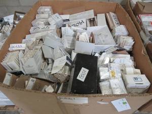 lot 124 image: WHOLESALE MIXED PALLET OF MISCELLANEOUS FLOOR AND WALL TILE