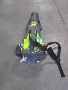 lot 3 image: Ryobi 160 MPH 520 CFM 25cc Gas Jet Fan Blower RY25AXB