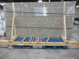 lot 427 image: VERY LARGE QUARTZ SLAB, Viatera, Intermezo 19EF-A1M004, Approximately 130 X 63 X 1 18