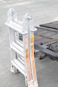 lot 17 image: Multi Purpose Cast Aluminum Ladder