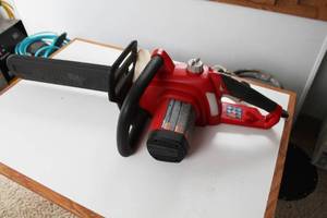 lot 39 image: Chain Saw