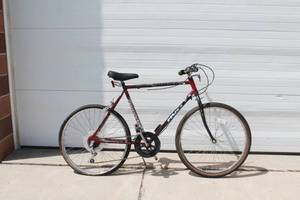 lot 54 image: Huffy ATB America 26 Mens Mountain Bike