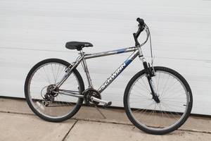 lot 66 image: Schwinn Ranger 2.6 Mens Mountain Bike