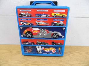 lot 29 image: HotWheels wCase