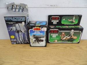 lot 37 image: Star Wars Figures