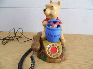 lot 51 image: Winnie the Pooh Phone