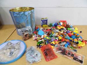 lot 68 image: Large Tin of Toys