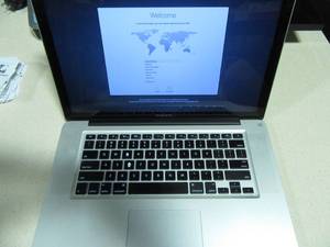 lot 1 image: Apple Macbook 2012 i7-3720QM  2.60GHz 16GB RAM 256GB SSD w El Capitan OS
