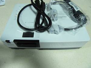 lot 17 image: SANYO PLC-XR201 LCD Projector