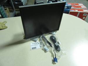 lot 40 image: Dell 19 Monitor
