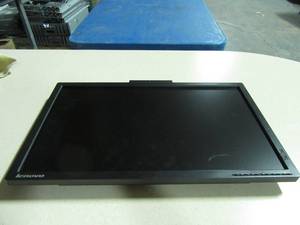 lot 79 image: Lenovo ThinkVision T2224zd 21.5 LCD 1920x1080