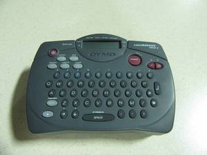 lot 115 image: Dymo Label Manager 100