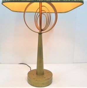 lot 10 image: Very Cool Vintage Mid Century Table Lamp