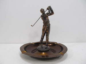 lot 13 image: Larger Vintage 1960s Figural Golfer Ashtray