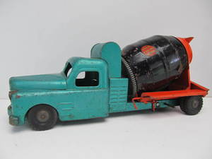 Large Vintage STRUCTO Pressed Steel Cement Mixer Truck