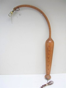 Very Nice Signed Oak Wall Mounted Solid Oak Bentwood Swing Arm Lamp