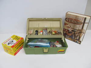 Vintage Plano Tackle Box wSome Tackle &amp Fishing Encyclopedia Book