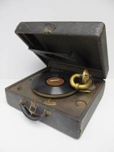 Old Vintage VICTROLA Talking Machine Portable Phonograph Record Player