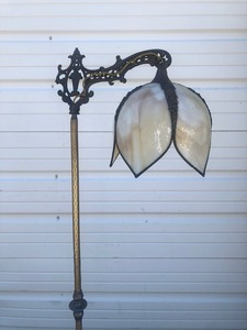 lot 3 image: Excellent Ornate Antique Bridge Floor Lamp wSlag Glass Shade