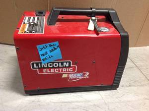 LINCOLN ELECTRIC WELDER BOX ONLY in good condition