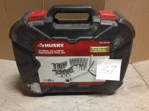 Husky 12 in. Drive Mechanics Tool Set (37-Piece) in good condition