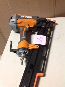 Ridgid Round Headc Framing Nailer in good conditions