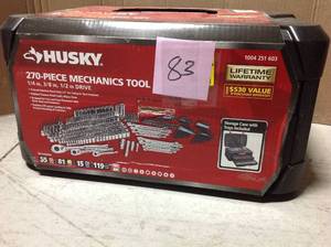 Husky 270 Piece Mechanic Tool set with case in good condition