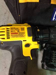 Dewalt Dcd780 20v Max Lithium-ion Cordless Drill  Driver battery and charger plus bag included used in very good condition