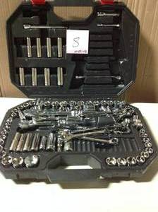 Husky 14 in., 38 in. and 12 in. Drive Mechanics Tool Set (149-Piece)  MISSING PCS