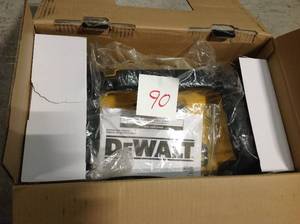 lot 90 image: DEWALT 2800 Peak Amp Jump Starter 1000-Watt Power Inverter with Digital Compressor in good condition