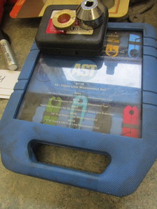 lot 711 image: DISCONNECT SET  LINE DISCONNECT SET