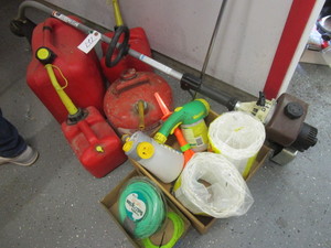lot 727 image: LAWN CARE AND WEED WHIP