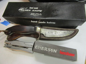 lot 747 image: BUCK TOOL, KNIVES AND HUNTING KNIVES