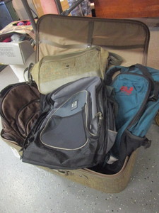 lot 793 image: SUITCASE, TRAVEL BAG AND BACKPACKS