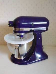 lot 3 image: KitchenAid Ultra Power Mixer