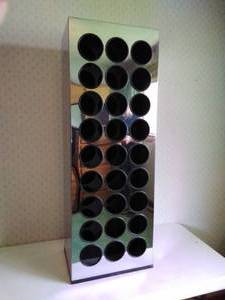 lot 8 image: Wine Rack