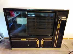 lot 150 image: Black Lacquer Entertainment Center