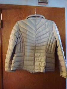 lot 151 image: Michael by Michael Kors Gold Puffer Jacket (Size Large)