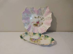 lot 178 image: Two Unsigned Ceramic Pieces