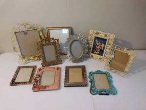 lot 199 image: Lot of Picture Frames